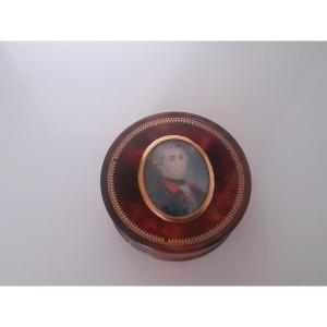 Miniature Tortoiseshell Box, Louis XV Period, Militaria, Captain
