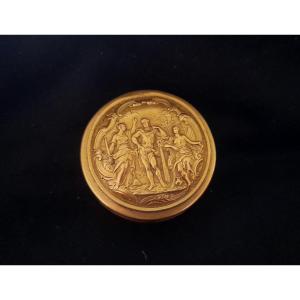 Pomponne Powder Box, Louis XVI Period, 16th Century, 18th Century