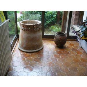 Early 19th C. Terra Cotta Floor Tiles - 62 M2 Of 19 Cm X 19 Cm  Hexagons
