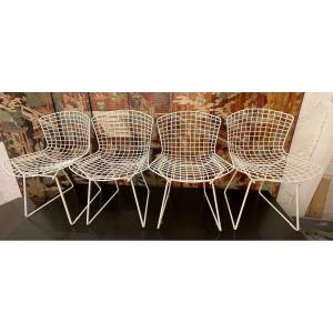 Harry Bertoia (1915-1978), Suite de Quatre Chaises Modèle Wire En Maille de Fer d'Acier Laqué Blanc édition KNOLL
