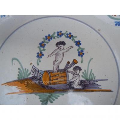 Faience Plate Nevers Eighteenth Century Putti Drum 18th Old Regime