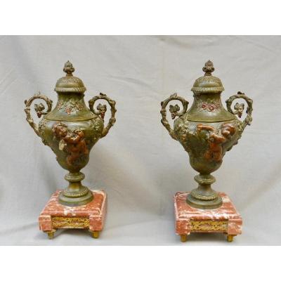 Pair Of Louis XVI Style Cassolettes In Regulates With Polychrome Patina Putti Angels Cherubs Angelo