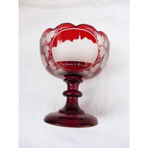 Baguier Cup On Pedestal In Red Bohemian Crystal Engraved XIXth Decorated With Castles 14.5 Cm