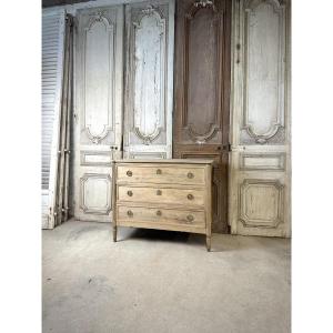 Louis XVI Style Chest Of Drawers In Bleached Walnut, Circa 1800