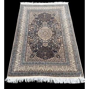 Kaschmir Wool Rug (circa 1980)