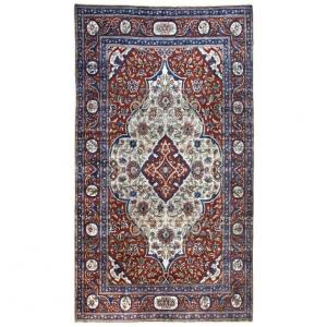 Sarouk Carpet (persia)