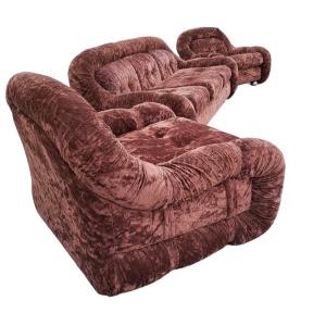 Italian Living Room, 1 Sofa And 2 Armchairs, 1970s…