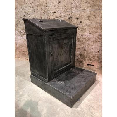 Industrial Style Slope Desk