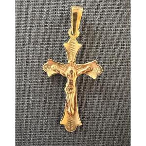 18k Gold Cross Pendant