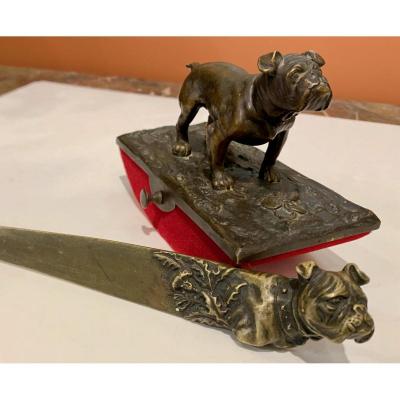 English Bulldog Desk Trim