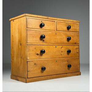 19th Century English Pine Chest Of Drawers