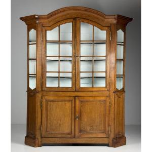 Belgian Oak Showcase