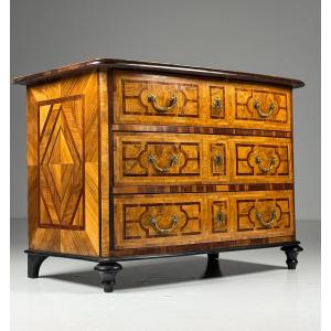 18th Century Marquetry Chest Of Drawers