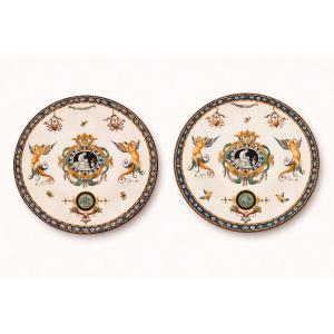 Gien Renaissance 19th Century Pair Of Large Round Platters 