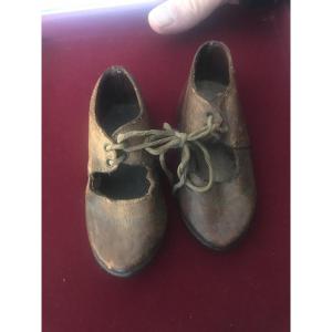 Pair Of Children's Shoes From The Early 20th Century.