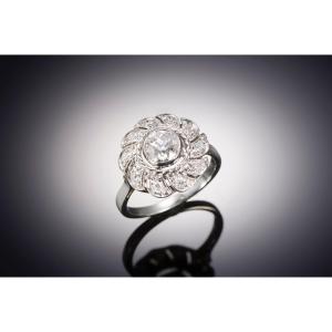 Art Deco Diamond Ring (1 Carat). French Work Circa 1930.