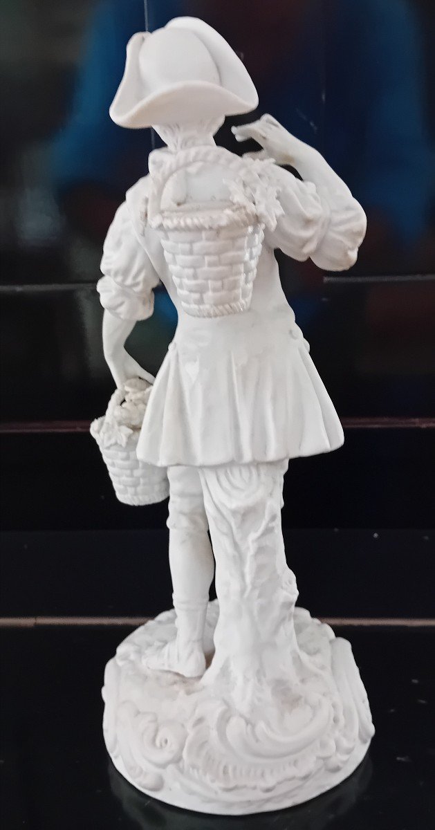 Elegante scultura settecentesca in biscuit di Sevres-photo-1