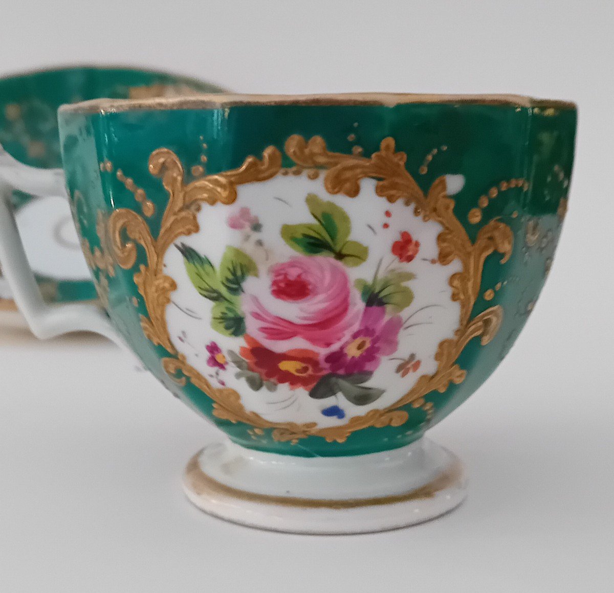 Elegante tazza con piattino porcellana europea policroma-photo-2