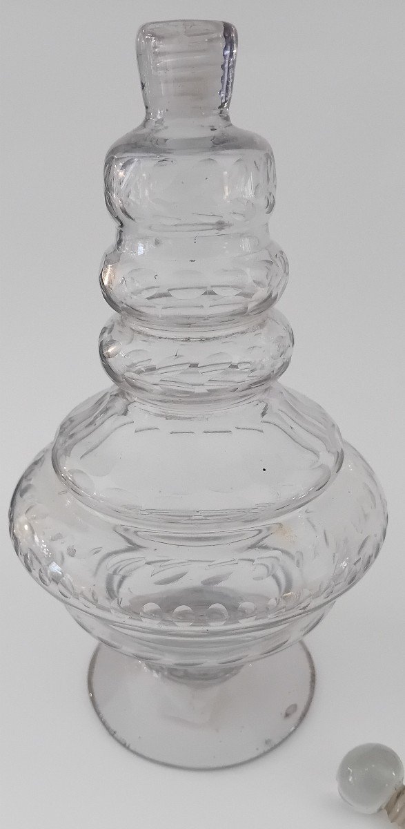 Due bottiglie in cristallo molato-photo-1
