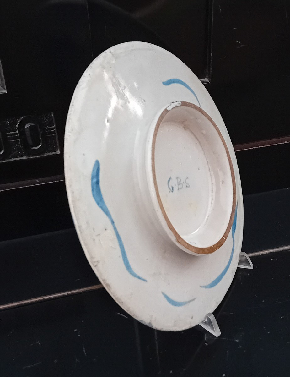 antica tesa Ligure in maiolica con decorazioni in blu-photo-2