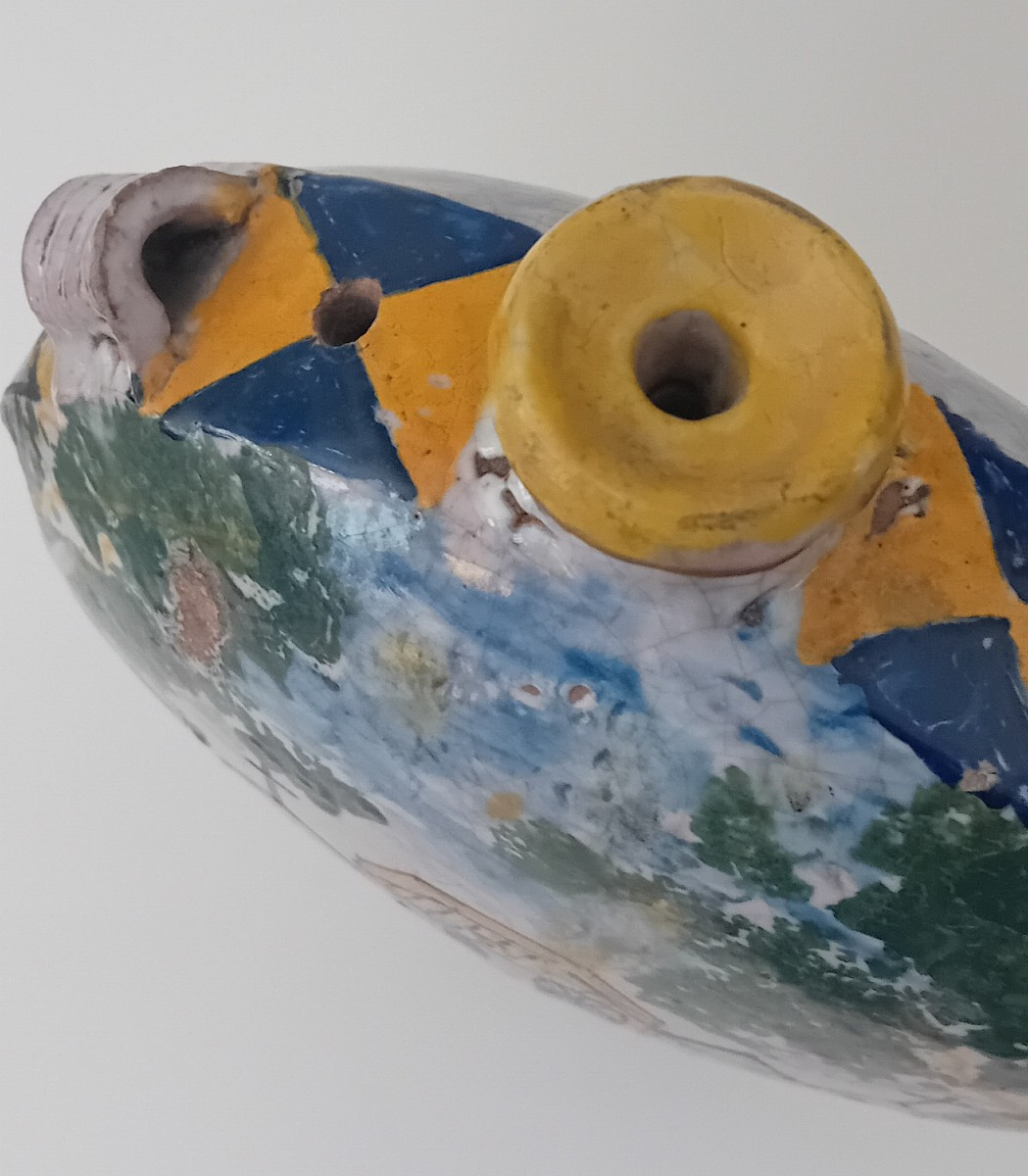 antica fiasca in maiolica decorata  policroma-photo-1