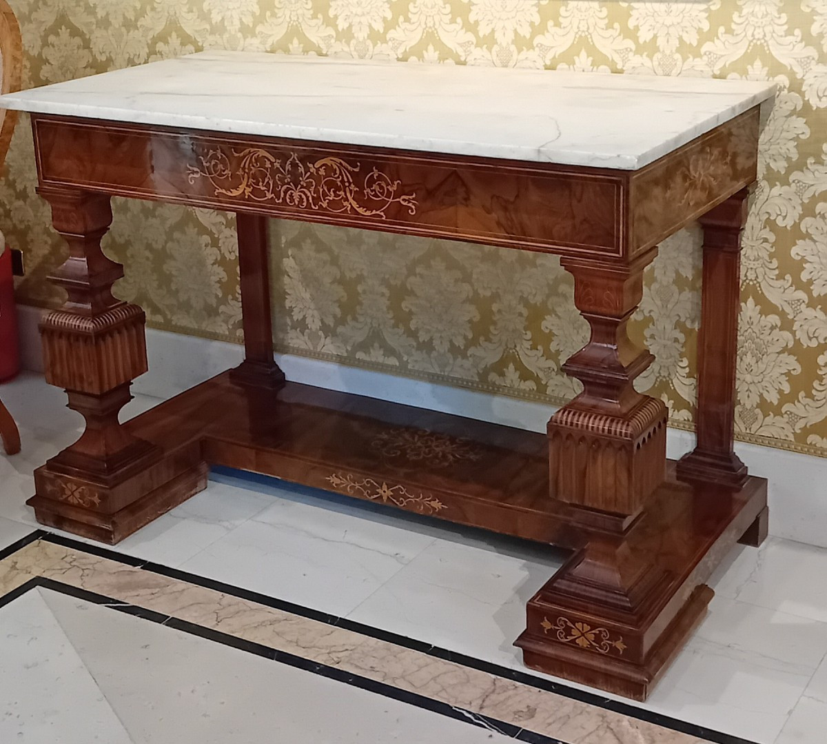 coppia di antiche consolle Carlo X° in noce intarsiate-photo-2