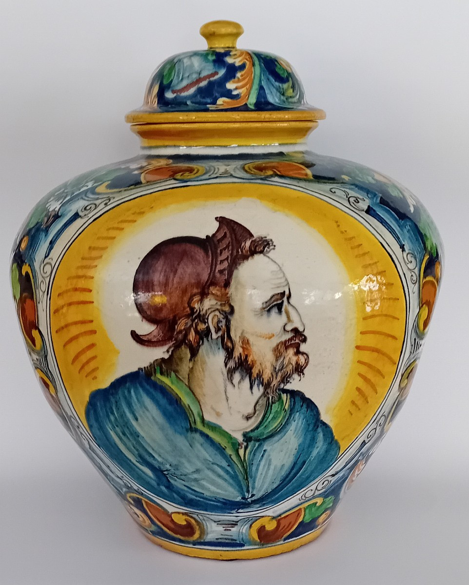 Grande vaso antico in maiolica , Caltagirone,Sicilia XIX ° secolo