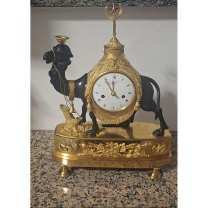 Pendule Au Dromadaire