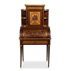 Bonheur du jour en acajou  et peint de style  Louis  XVI, XIXe