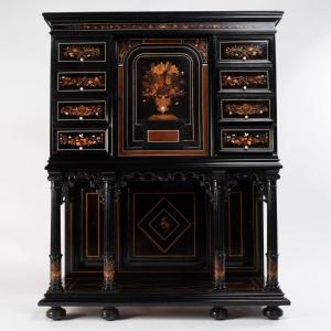 Charles Hunsinger (1823-1893) et Charles Wagner, cabinet marqueté, XIXe