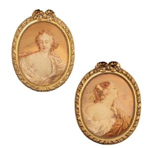 Paire de tapisseries ovales formant pendant "Portraits de Femme", XIXe