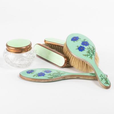 Nécessaire de toilette en émail, XXe