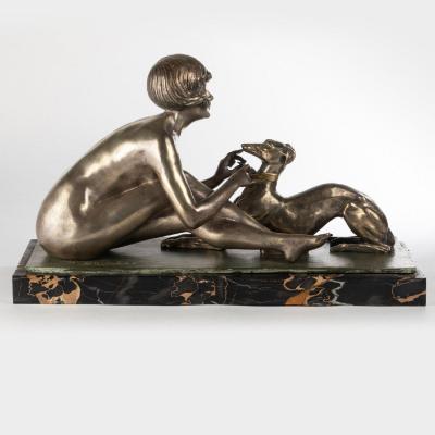 Désiré Grisard (1872-?), Femme au lévrier, sujet en bronze à trois patines, vers 1930