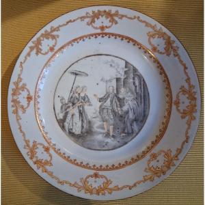 Porcelain Plate From The East India Company, "grisaille" Style, Dating From The 18th Century. 