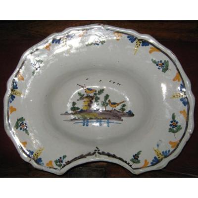 Flat Barbe In De Nevers Faience