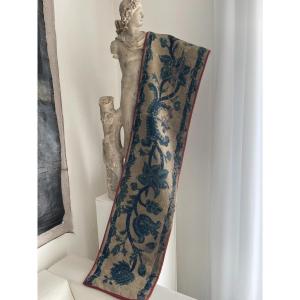 Tapestry Headband In Petit Point Baroque Decor And Indigo Color