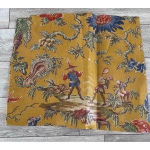 Fragment Of Glazed Fabric, Early 19th Century, Chinese Decoration