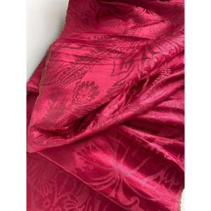 Raspberry Brocatelle 18th Century Curtain, Hanging
