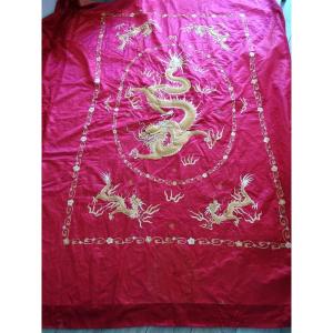  Chinese Silk Embroidery – Bedspread Or Wall Hanging, Imperial Dragon – 20th Century