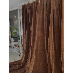 Pair Of Low Pile Velvet Curtains – Chestnut Brown Color