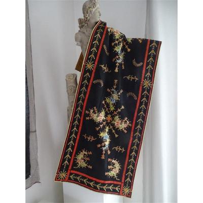 Lovely Chinese Embroidery In Applique Black Silk Nineteenth