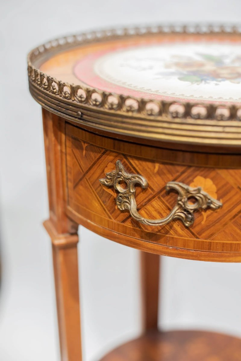Tavolino Antico Intarsiato Con Vassoio In Porcellana, XIX Secolo-photo-4