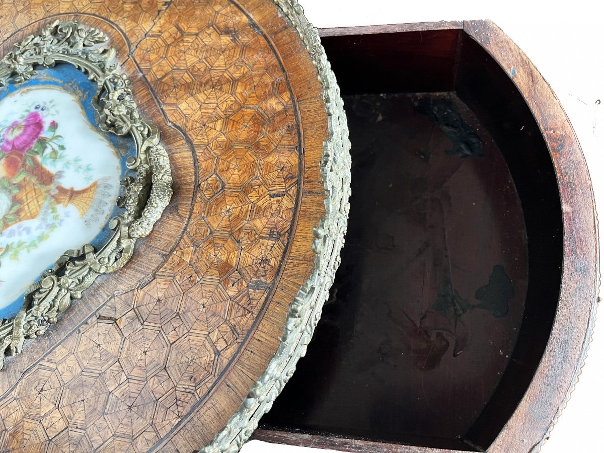 Tavolino Francese Antico Con Piatti Sèvres E Decoro Bronzo, XIX Secolo-photo-1