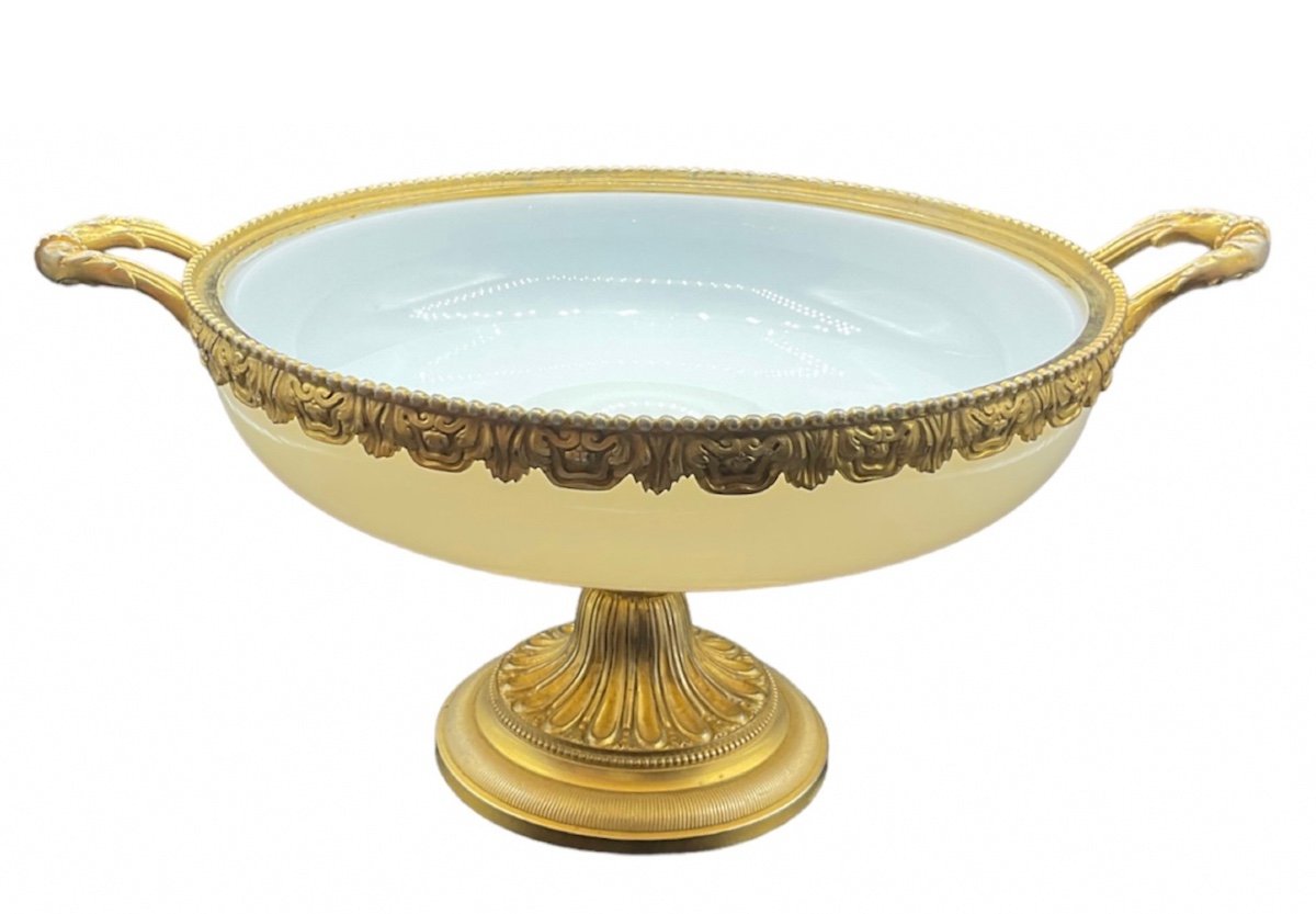 Grande tazza in vetro opalino con montatura in bronzo-photo-2