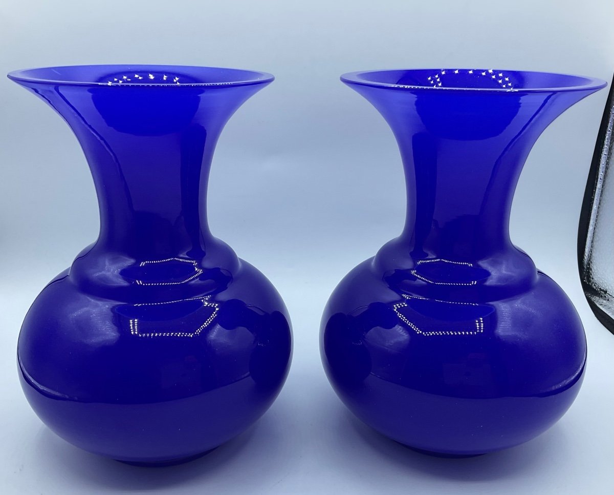 Coppia di vasi in vetro opalino di colore blu lapislazzuli-photo-3