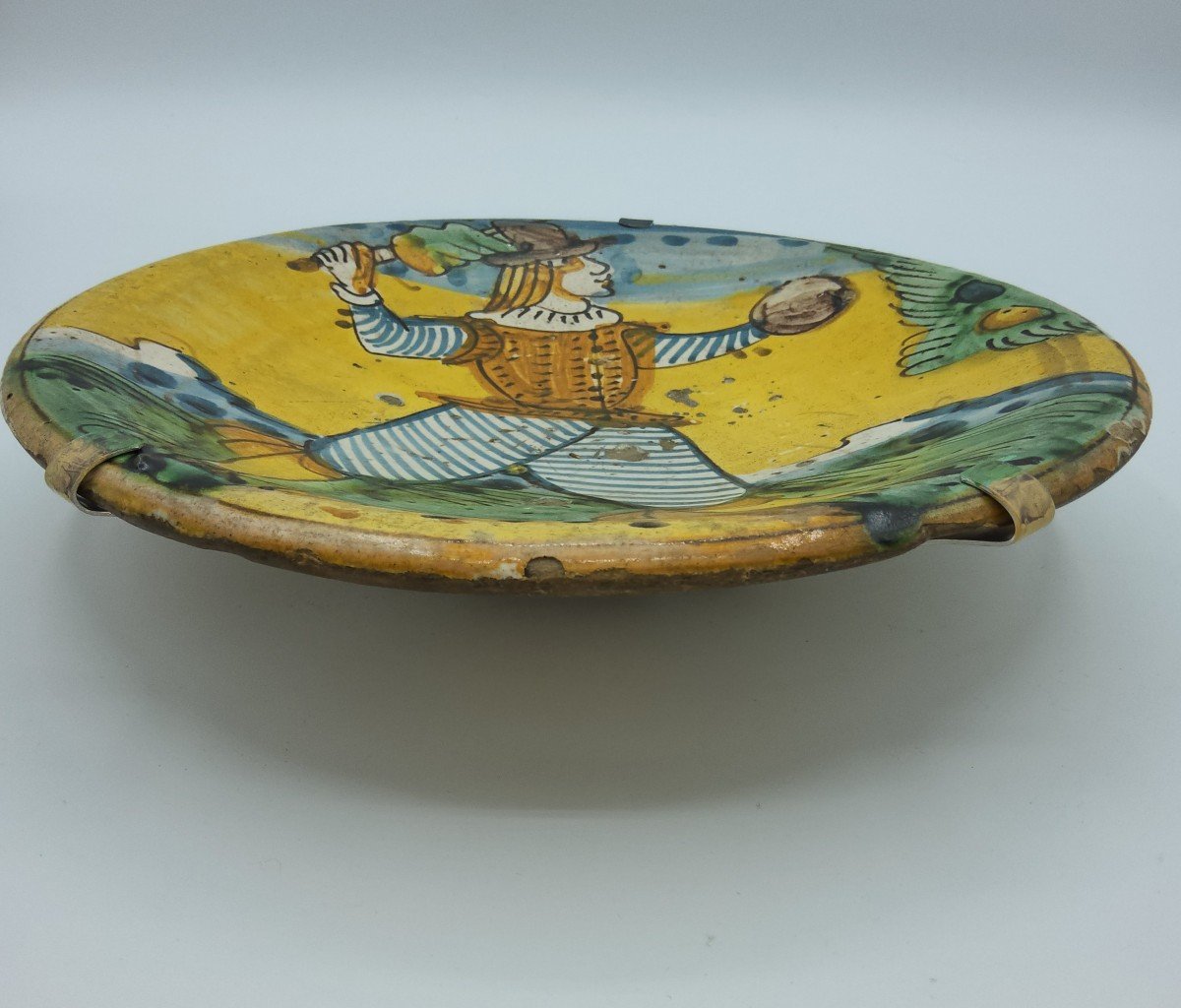 Antico piatto in ceramica Montelupo 16secolo-photo-2