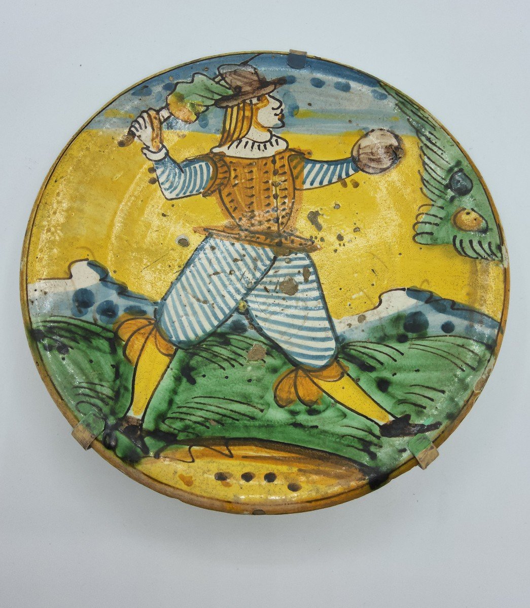 Antico piatto in ceramica Montelupo 16secolo