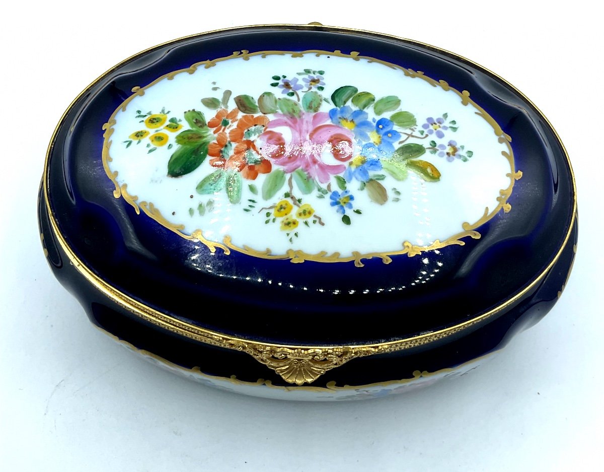 Cora eto ovals in porcellana di Limoges-photo-2