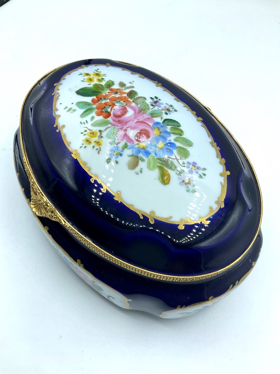 Cora eto ovals in porcellana di Limoges-photo-1