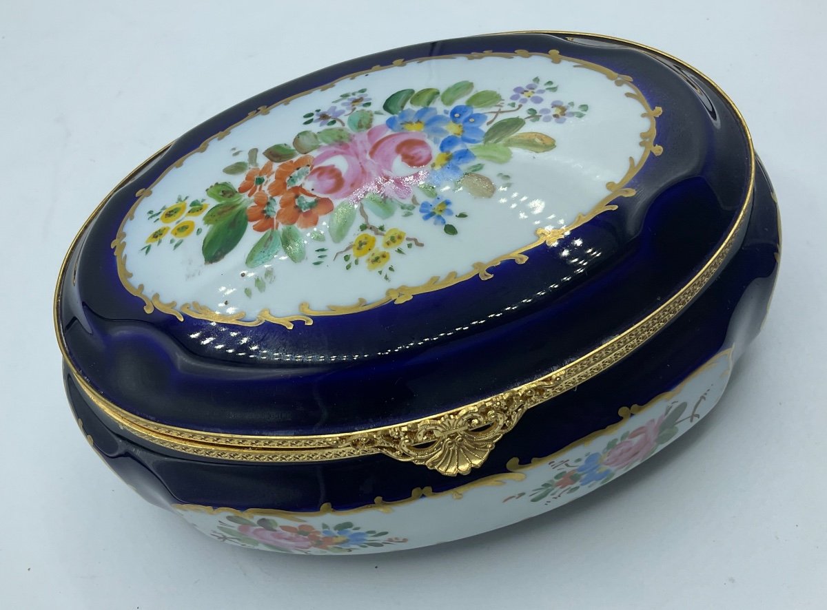 Cora eto ovals in porcellana di Limoges-photo-2